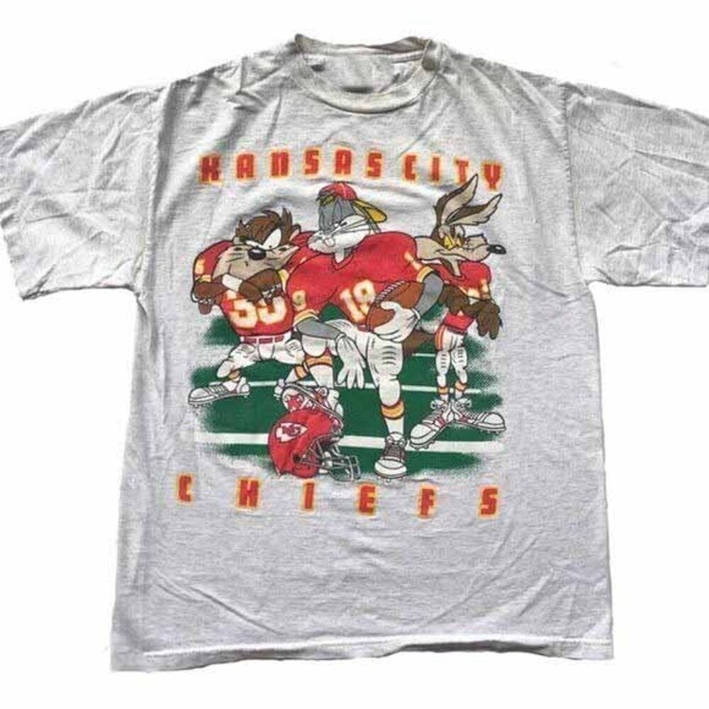 Kansas City Chiefs Looney Tunes Crossover NFL Cartoon Football T-Shirt 91